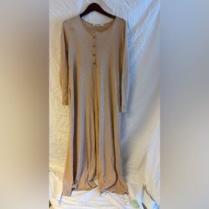 Three Bird Nest Beige jumper